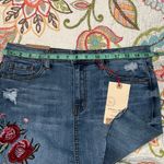 Angel Kiss  skirt size junior large embroidery stretch deconstructed frayed hem Photo 5