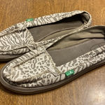 Sanuk  Women’s size 9. Cheetah print. Brown and‎ tan Photo 0