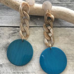 Long Acrylic disk and chain link earrings Photo 0