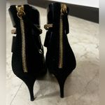 Vero cuoio italia Elegant Black and Gold Women's Heels Size 7.5 Photo 5