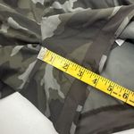 Athleta Shorts Womens XXS Green Printed Mesh Racer Run 4” Camo Gym Casual Train Photo 12