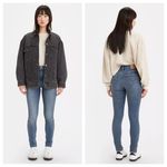 Levi's NEW Levi’s 720 Women’s High Rise Super Skinny Jeans Distressed Stretch Size 18 Photo 1