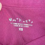 Athleta  Burgundy Maroon Mid Rise Ankle Length Athletic Leggings size XS Photo 3