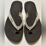 REEF  Women's Sandals with Cream Straps and Brown Sole Photo 1