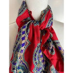 Oscar de la Renta • Red Paisley Silk Fashion Scarf Photo 1