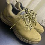 Clarks Wave 2 Mens Shoes Waterproof Size 8.5 Photo 0