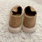 Vince Camuto  Rammeya Slip On Suede leather Platform Shoes‎ tan size 9 Photo 2