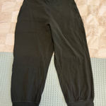 Lululemon  Align Jogger Crop *23"
Dark Olive (First Release)
Size 10 Photo 0