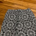 Talbots 90s Women's Black & White Geometric Print Stretch Cropped Pants Size 10 Photo 5