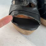 Seychelles Sandals Womens 8.5 Black Leather Wedge Stacked Heel Criss Cross Photo 6