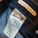 Seven7  size 16 the Weekend Bermuda denim shorts. Photo 5
