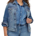 Torrid Denim Jean Jacket Medium Wash Blue Stretch Trucker Slightly Distressed Photo 0