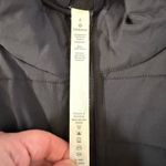 Lululemon  Black Quilted Hooded Jacket Size 4 – Lightweight Insulated Activewear Photo 11