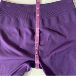 Aurola Intensify Seamless Purple Leggings Size XS EUC Photo 5