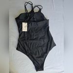 Runtlly Black and White Animal Print Swimsuit Size XL Photo 2