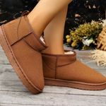 BEARPAW Women’s Size 7 The Classic Mini Brown Boots Ankle Chelsea Winter Boots NEW Photo 2