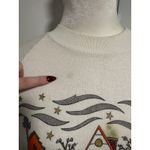 Turtle Bay Vintage Halloween Graphic Sweatshirt Cream Houses Ghosts Spooky White Size M Photo 3
