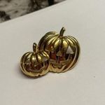 JACK Signed Avon Lapel / Tie Tack Pin Gold Tone - Halloween  O Lantern Photo 4