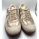 Retro Sneakers Size 7 women's Gold and Beige Photo 9