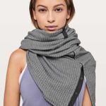 Lululemon Vinyasa Scarf Rulu Heathered Herringbone/Heathered Black White Photo 0
