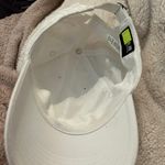 Nike White hat Photo 2