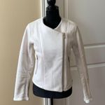 New Balance Ladies athletic jacket Photo 1