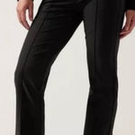 Athleta Headlands Hybrid Straight Leg Pant in Black - Size 4 Photo 0