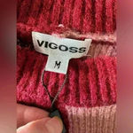 Vigoss NWT  Block Crew Neck Sweater ~ Very Soft! ~ Medium Photo 4