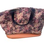 💕 2 For $10 NWOT No Brand Floral Weekender Tote Bag Photo 1