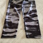 Terez  Women’s Black/Grey Camouflage Crop Leggings Photo 3