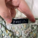 Very J NWOT‎  women’s light green floral elastic ruched tie crop stretch tank M Photo 2