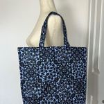 Estée Lauder Estee Lauder Blue and Black Tote Bag with Classic Design Photo 0