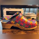 Sanita Autism Awareness clogs size 38. (7US) Blue Photo 6