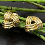 Vintage Unsigned Gold Photo 0