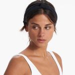 Vuori  Black Studio Headband  Photo 0