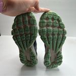 Under Armour  gray and blue Athletic Shoes women’s 7.5 Photo 4