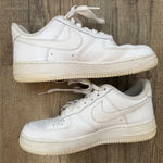 Nike  Air Force 1 Low White Sneakers Classic Everyday Shoes Size 8 Womens Photo 0