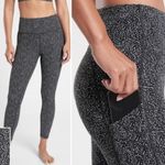 Athleta  lightning static 7/8‎ tight leggings w/ side pockets womens M Photo 1