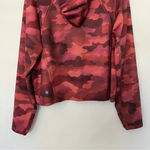Athleta Red Camo Pinnacle Hoodie Cropped Size XLarge Soft Photo 6