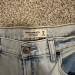 Abercrombie & Fitch Abercrombie Slim Straight Jeans High-Rise Photo 2