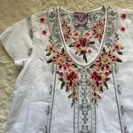 Johnny Was JWLA Top Christine Drape Shirt 100% Linen Floral Embroidered White M Photo 3