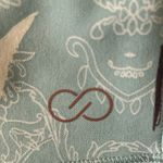 Calia by Carrie  Underwood Blue Floral "Garden Gate" Fitted Move Tank Top Shirt Photo 8