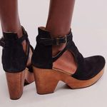 Free People Cedar Clogs - Size 39/US 9 Photo 0