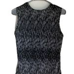 Dress Barn Womens Sleeveless Top Size Small Black & White Ruched Fabric Photo 4