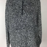 Hem & Thread NWT  Grey Knit Pullover Photo 0