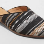 Universal Threads Universal Thread Black Woven Lana
Pointed Toe Mules - Size: 9 Photo 0