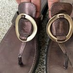 Cole Haan Nike Air Metal Thong Wedge Sandals Size 10 Slip On Dark Brown Photo 4