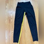 Colorfulkoala Black High-Waist 7/8 Leggings with Pockets – Size M Photo 2