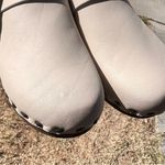 Seychelles  Women’s Leather Loud and Clear Clogs Cream Size 7.5‎ US Photo 5