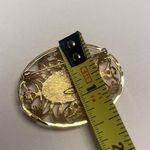 Signed Avon Gold Tone Brooch / Pin Pink Flowers Photo 7